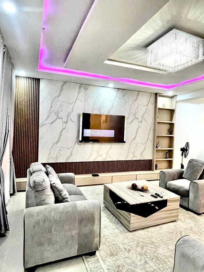 Appartement 2 Units Of 2Bed Gaduwa à Abuja Extérieur photo